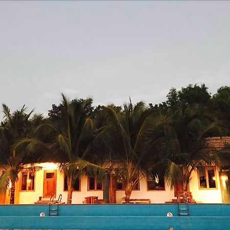 Mermaid Beach Resort Cox's Bazar Exteriör bild